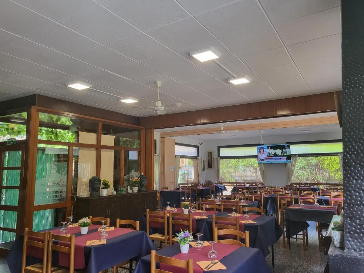 Alberg Restaurant Bellavista Santa Pau Esterno foto